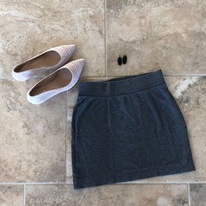 H&M dark grey stretch miniskirt